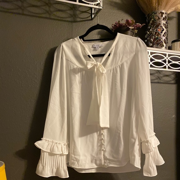 Boutique Cream Tie-neck Peasant Blouse - Picture 1 of 6
